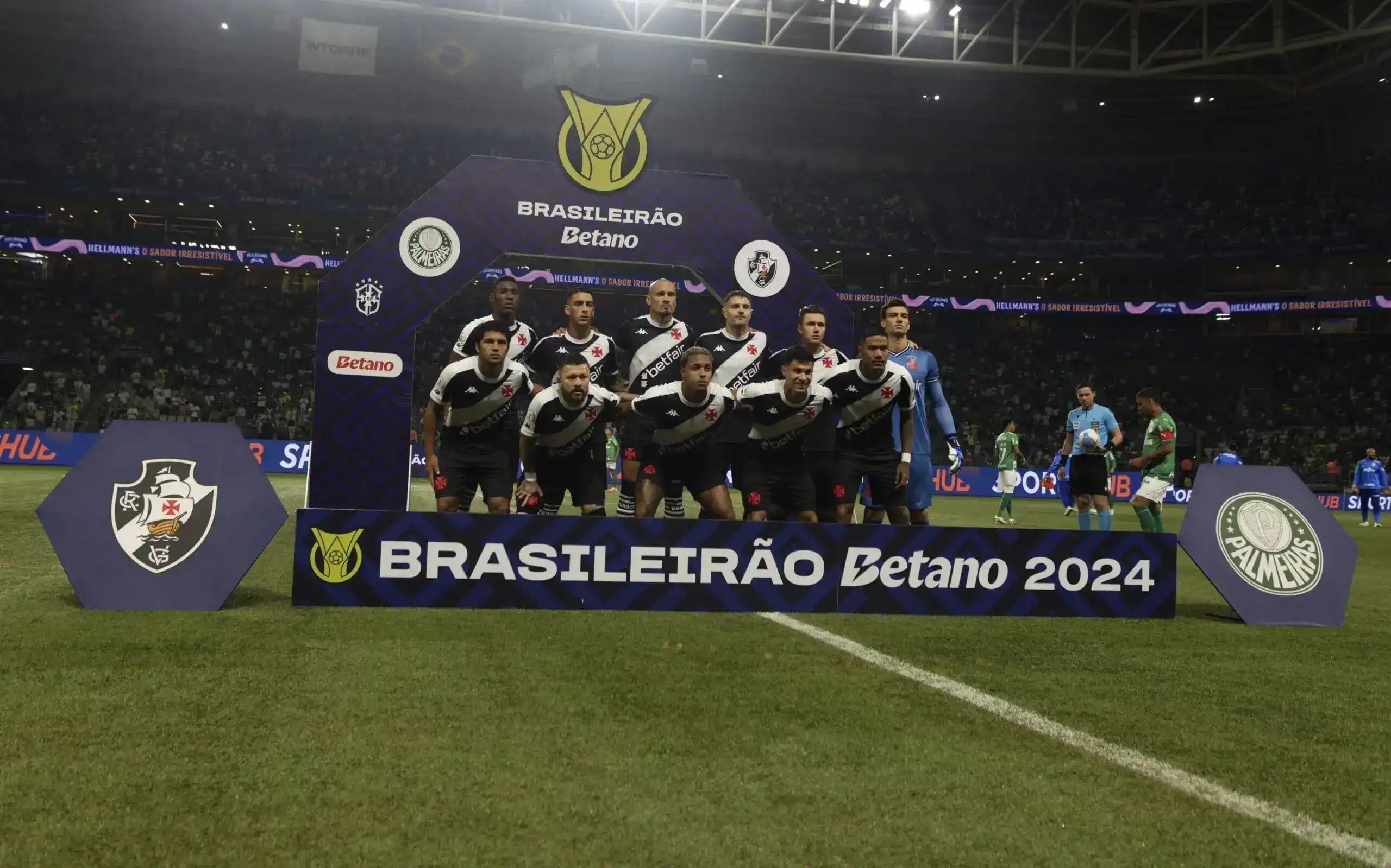 Apa itu Peraduan Bola Sepak Asia?